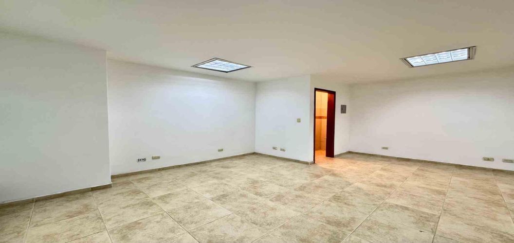 Oficina en venta en Sector Plaza De Bolivar, Pereira, 35 m² · foto 7 de 9