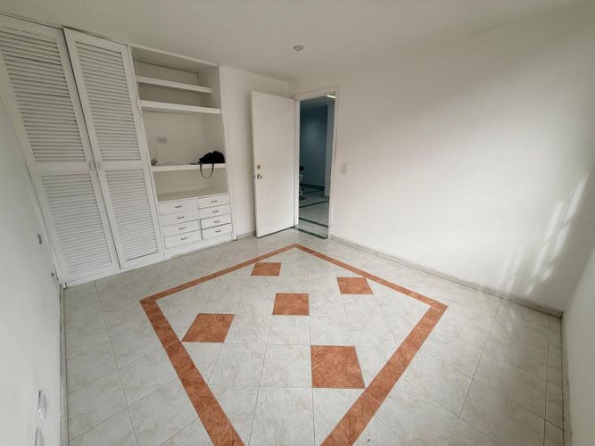 Casa de 3 alcobas en venta en Galerias, Bogotá, 355 m² · foto 10 de 15