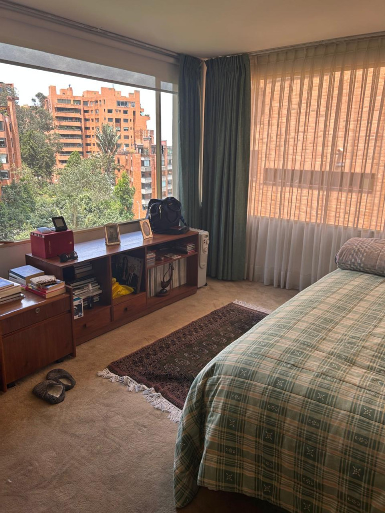 Apartamento en venta en Los Rosales, Bogotá · foto 5 de 7