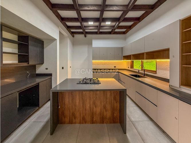 Casa de 4 alcobas en venta en Quirama, El Carmen de Viboral, 360 m² · foto 6 de 24