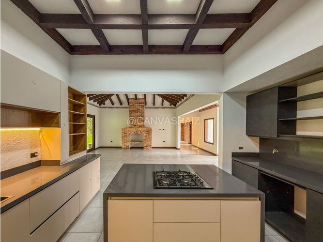 Casa de 4 alcobas en venta en Quirama, El Carmen de Viboral, 360 m² · foto 7 de 24