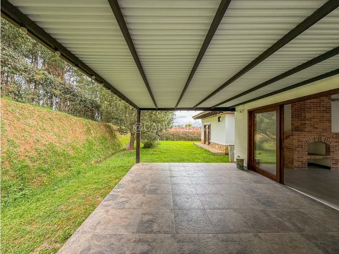 Casa de 4 alcobas en venta en Quirama, El Carmen de Viboral, 360 m² · foto 9 de 24