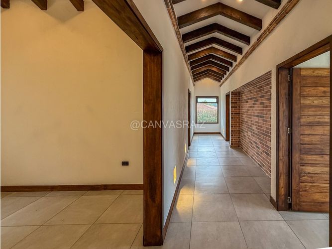 Casa de 4 alcobas en venta en Quirama, El Carmen de Viboral, 360 m² · foto 12 de 24