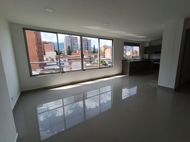 Apartamento de 3 alcobas en arriendo en La Castellana, Medellín, 134 m² · foto 5 de 20