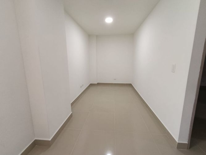 Apartamento de 3 alcobas en arriendo en La Castellana, Medellín, 134 m² · foto 6 de 20
