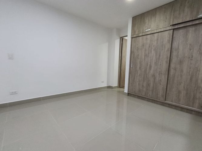 Apartamento de 3 alcobas en arriendo en La Castellana, Medellín, 134 m² · foto 13 de 20
