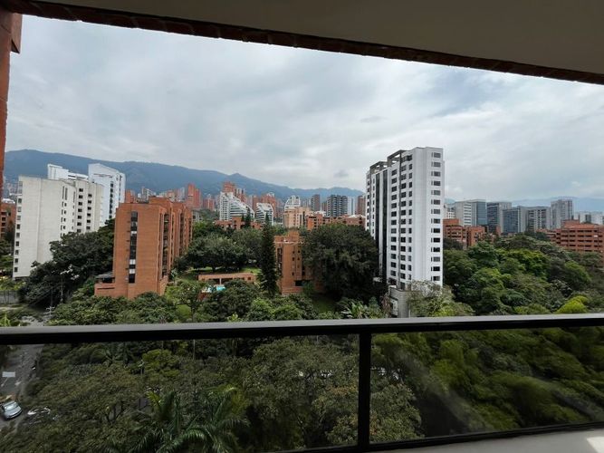 Apartamento de 3 alcobas en arriendo en Patio Bonito, Medellín, 144 m² · foto 5 de 24