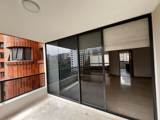 Apartamento de 3 alcobas en arriendo en Patio Bonito, Medellín, 144 m² · foto 6 de 24