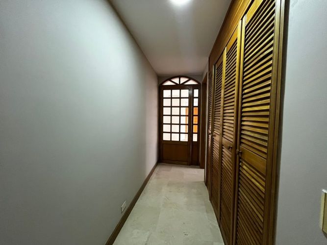 Apartamento de 3 alcobas en arriendo en Patio Bonito, Medellín, 144 m² · foto 13 de 24