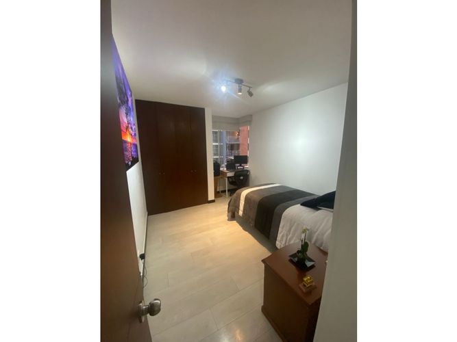 Apartamento de 3 alcobas en venta en Centro Comercial Parque La Colina, Bogotá, 97 m² · foto 13 de 24