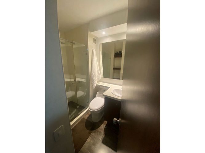 Apartamento de 3 alcobas en venta en Centro Comercial Parque La Colina, Bogotá, 97 m² · foto 16 de 24