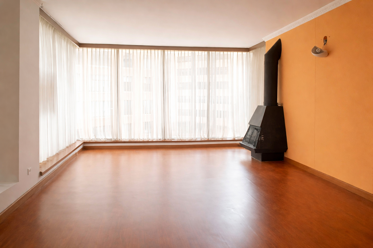 Apartamento en venta en La Carolina, Bogotá · foto 2 de 15