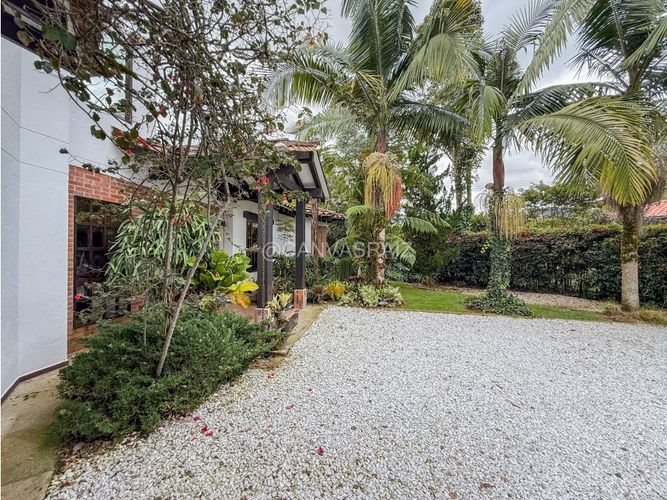 Casa de 5 alcobas en venta en El Tablazo, Rionegro, 403 m² · foto 18 de 19