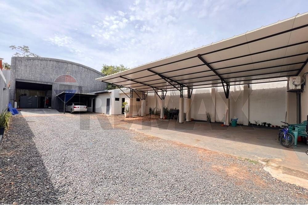 SALÓN COMERCIAL MAS DEPÓSITO EN FERNANSO SUR EN VENTA — foto 3