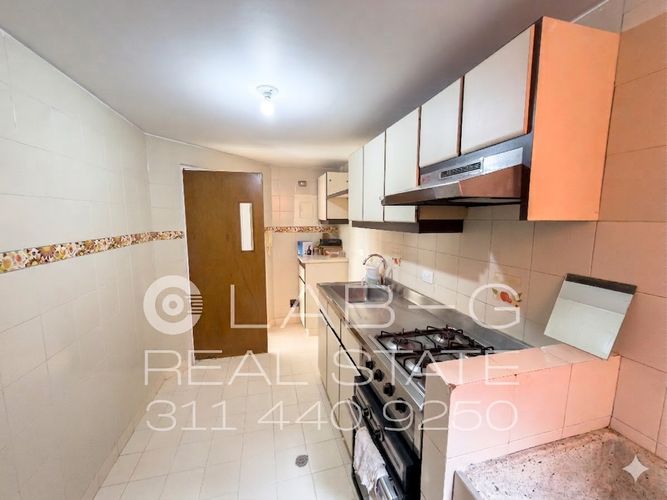 Apartamento de 3 alcobas en venta en Quinta Paredes, Bogotá, 70 m² · foto 7 de 24