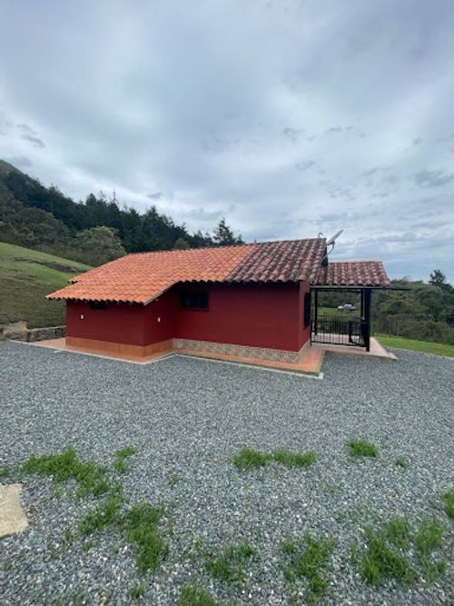 Finca en arriendo en La Mosquita, Rionegro, 70 m² · foto 2 de 13