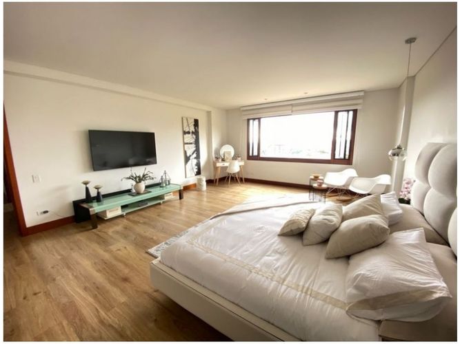 Casa de 4 alcobas en venta en Bella Suiza, Bogotá, 465 m² · foto 10 de 20