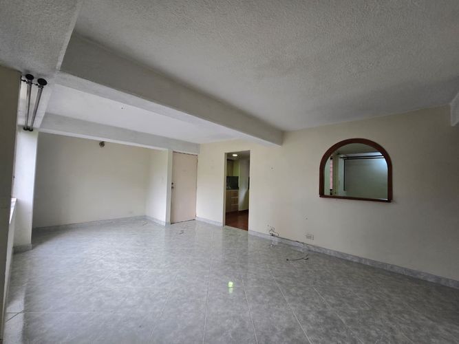 Apartamento de 3 alcobas en venta en Las Playas, Medellín, 83 m² · foto 5 de 17