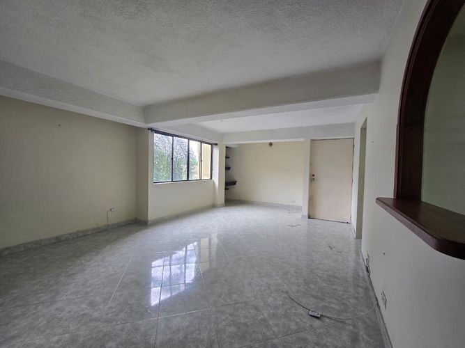 Apartamento de 3 alcobas en venta en Las Playas, Medellín, 83 m² · foto 3 de 17
