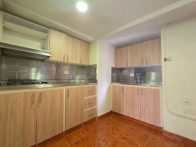 Apartamento de 3 alcobas en venta en Las Playas, Medellín, 83 m² · foto 8 de 17