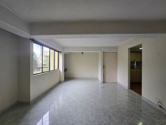 Apartamento de 3 alcobas en venta en Las Playas, Medellín, 83 m² · foto 4 de 17