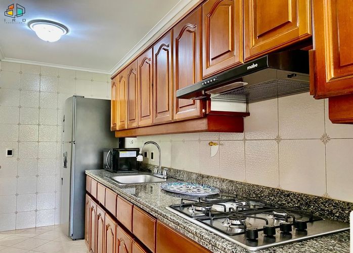 Apartaestudio en arriendo en La Aguacatala, Medellín, 57 m² · foto 4 de 15