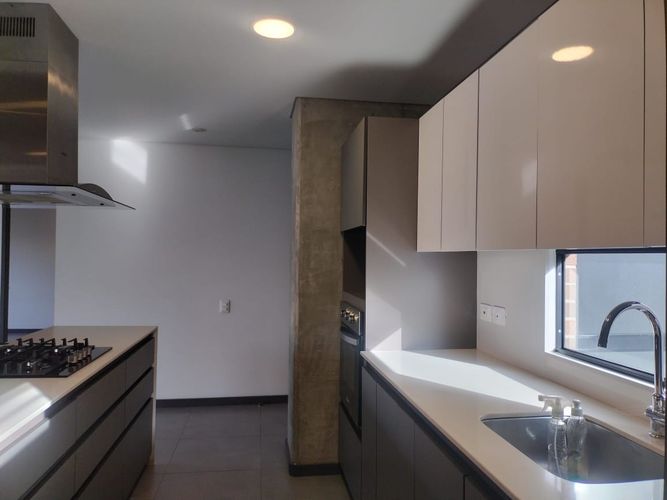 Apartamento de 2 alcobas en arriendo en La Florida, Medellín, 125 m² · foto 8 de 18