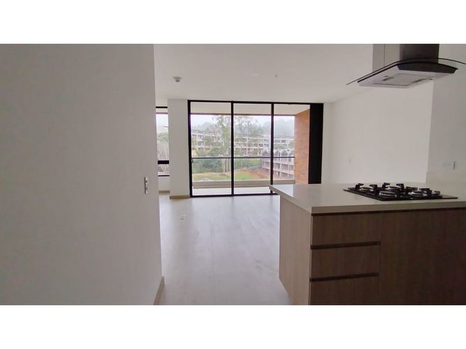 Apartaestudio en venta en Vía Las Palmas, El Retiro, 73 m² · foto 4 de 12