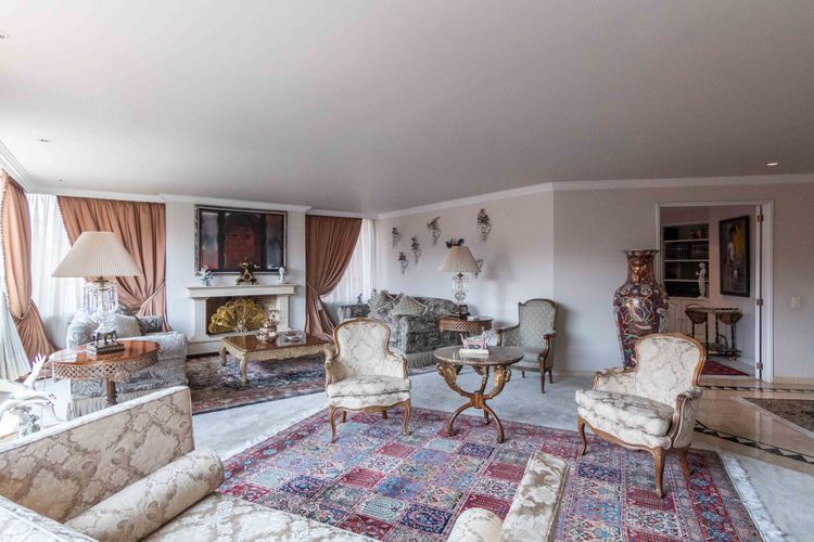 Apartamento de 5 alcobas en venta en Santa Barbara Occidental, Bogotá, 475 m² · foto 11 de 24