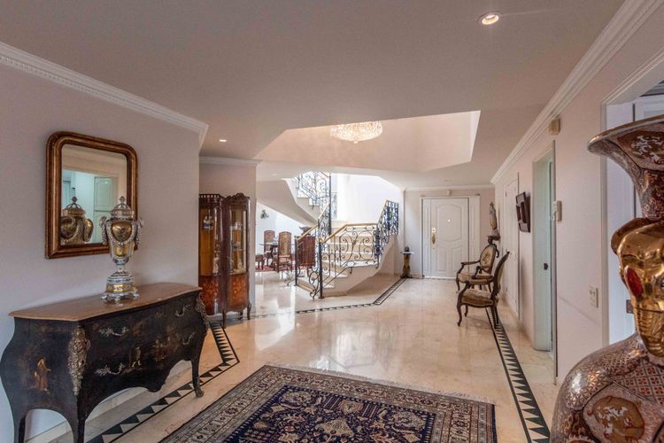 Apartamento de 5 alcobas en venta en Santa Barbara Occidental, Bogotá, 475 m² · foto 14 de 24