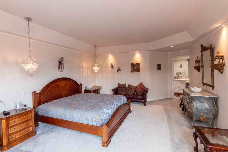 Apartamento de 5 alcobas en venta en Santa Barbara Occidental, Bogotá, 475 m² · foto 22 de 24
