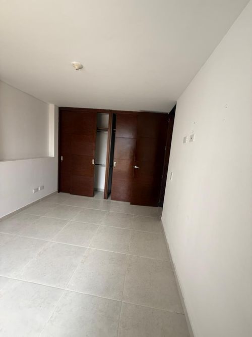 Apartamento de 4 alcobas en venta en La Concordia, Bucaramanga, 89 m² · foto 5 de 17