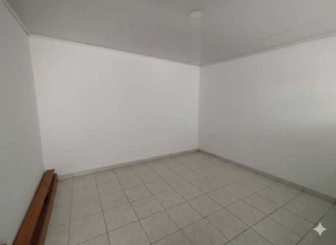 Casa de 9 alcobas en venta en El Poa, Bogotá, 340 m² · foto 16 de 22