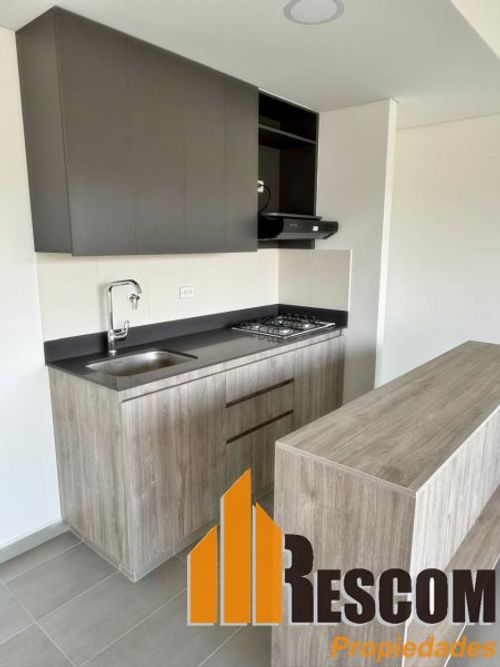 Apartamento de 2 alcobas en venta en Barro Blanco, Rionegro, 75 m² · foto 2 de 10