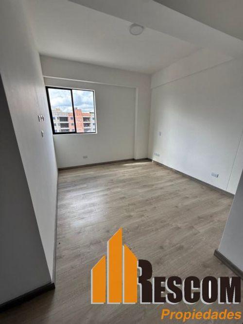 Apartamento de 2 alcobas en venta en Barro Blanco, Rionegro, 75 m² · foto 4 de 10