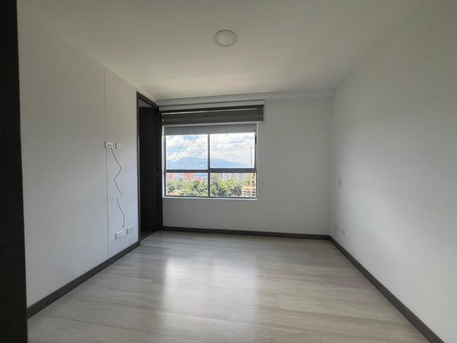 Apartamento de 3 alcobas en arriendo en Camino Verde, Envigado, 82 m² · foto 14 de 16