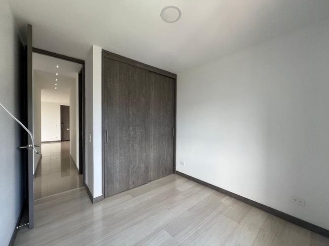 Apartamento de 3 alcobas en arriendo en Camino Verde, Envigado, 82 m² · foto 13 de 16