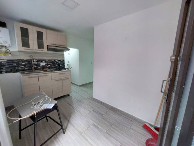 Local en arriendo en Lorena, Medellín, 25 m² · foto 5 de 8
