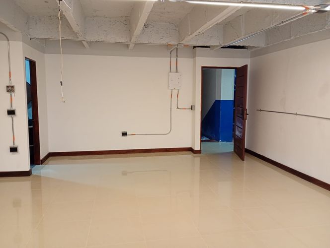 Oficina en arriendo en Perpetuo Socorro, Medellín, 59 m² · foto 6 de 12