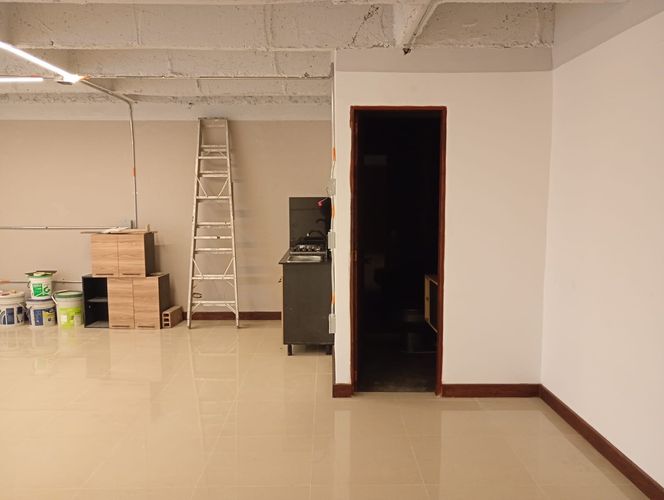 Oficina en arriendo en Perpetuo Socorro, Medellín, 59 m² · foto 8 de 12