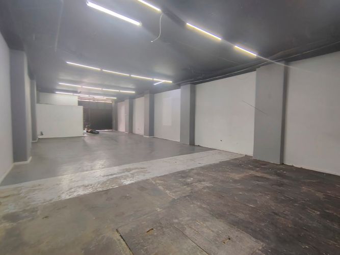 Bodega en arriendo en Granada, Medellín, 250 m² · foto 9 de 10