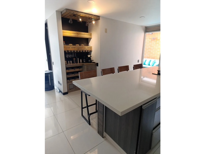 Apartamento de 1 alcoba en venta en El Esmeraldal, Envigado, 67 m² · foto 7 de 12