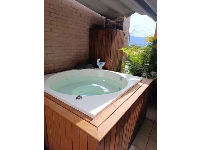 Apartamento de 1 alcoba en venta en El Esmeraldal, Envigado, 67 m² · foto 9 de 12