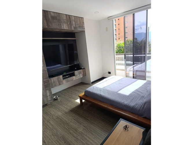 Apartamento de 1 alcoba en venta en El Esmeraldal, Envigado, 67 m² · foto 11 de 12
