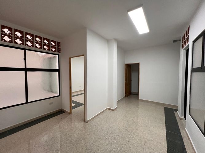 Oficina en arriendo en Suramericana, Medellín, 170 m² · foto 10 de 15