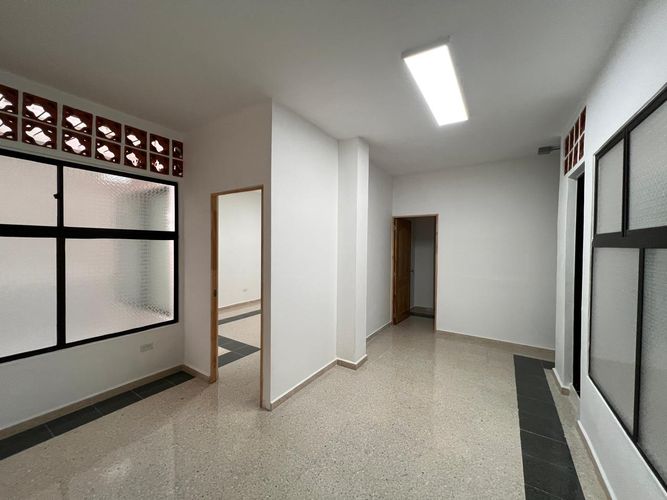 Oficina en arriendo en Suramericana, Medellín, 170 m² · foto 12 de 15