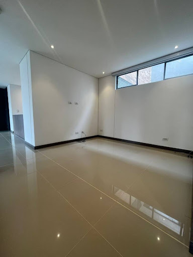 Apartamento en arriendo en Ciudad Del Río, Medellín · foto 6 de 24