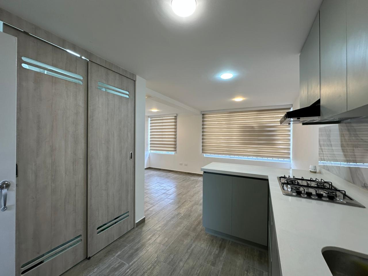 Apartamento en venta en Los Alcazares, Manizales · foto 12 de 12