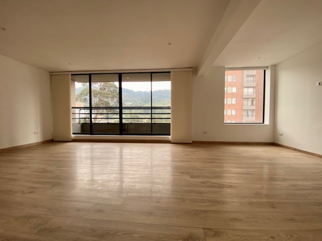 Apartamento en venta en El Redil, Bogotá · foto 2 de 21