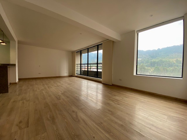 Apartamento en venta en El Redil, Bogotá · foto 3 de 21